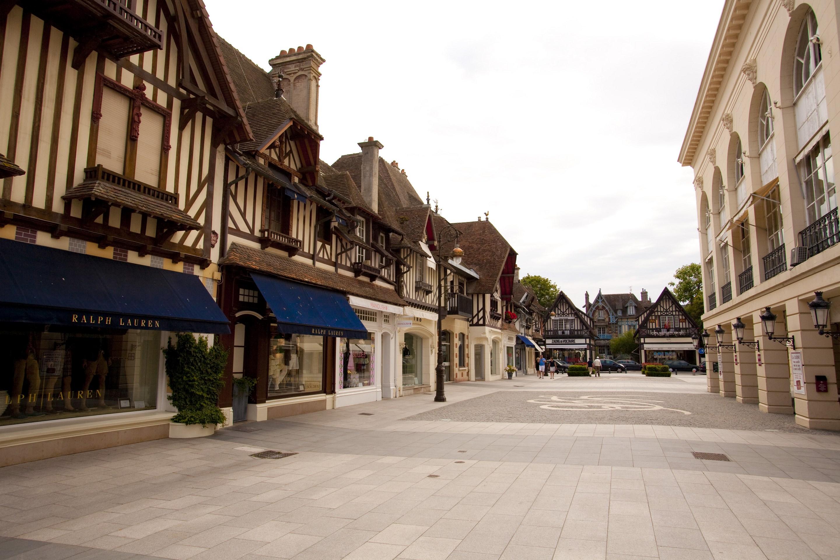 Residence Pierre & Vacances Les Embruns Deauville Exteriör bild