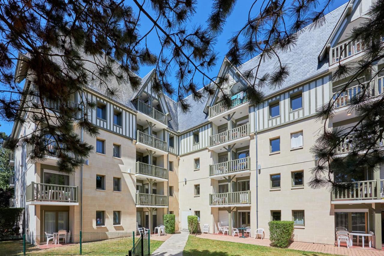 Residence Pierre & Vacances Les Embruns Deauville Exteriör bild