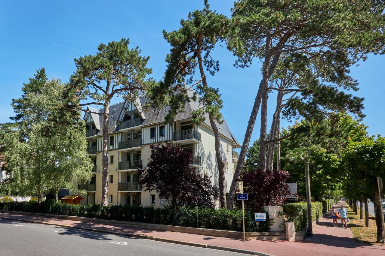 Residence Pierre & Vacances Les Embruns Deauville Exteriör bild