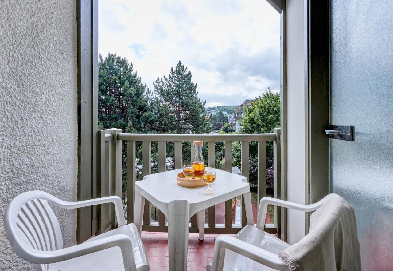 Residence Pierre & Vacances Les Embruns Deauville Exteriör bild