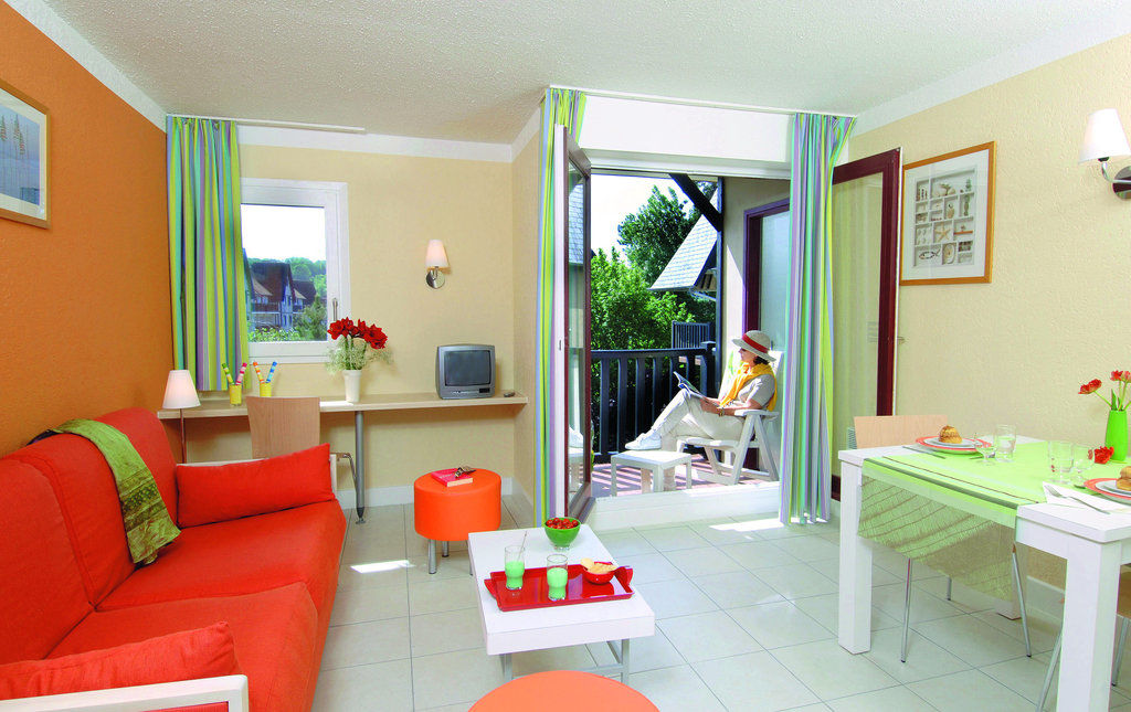 Residence Pierre & Vacances Les Embruns Deauville Exteriör bild